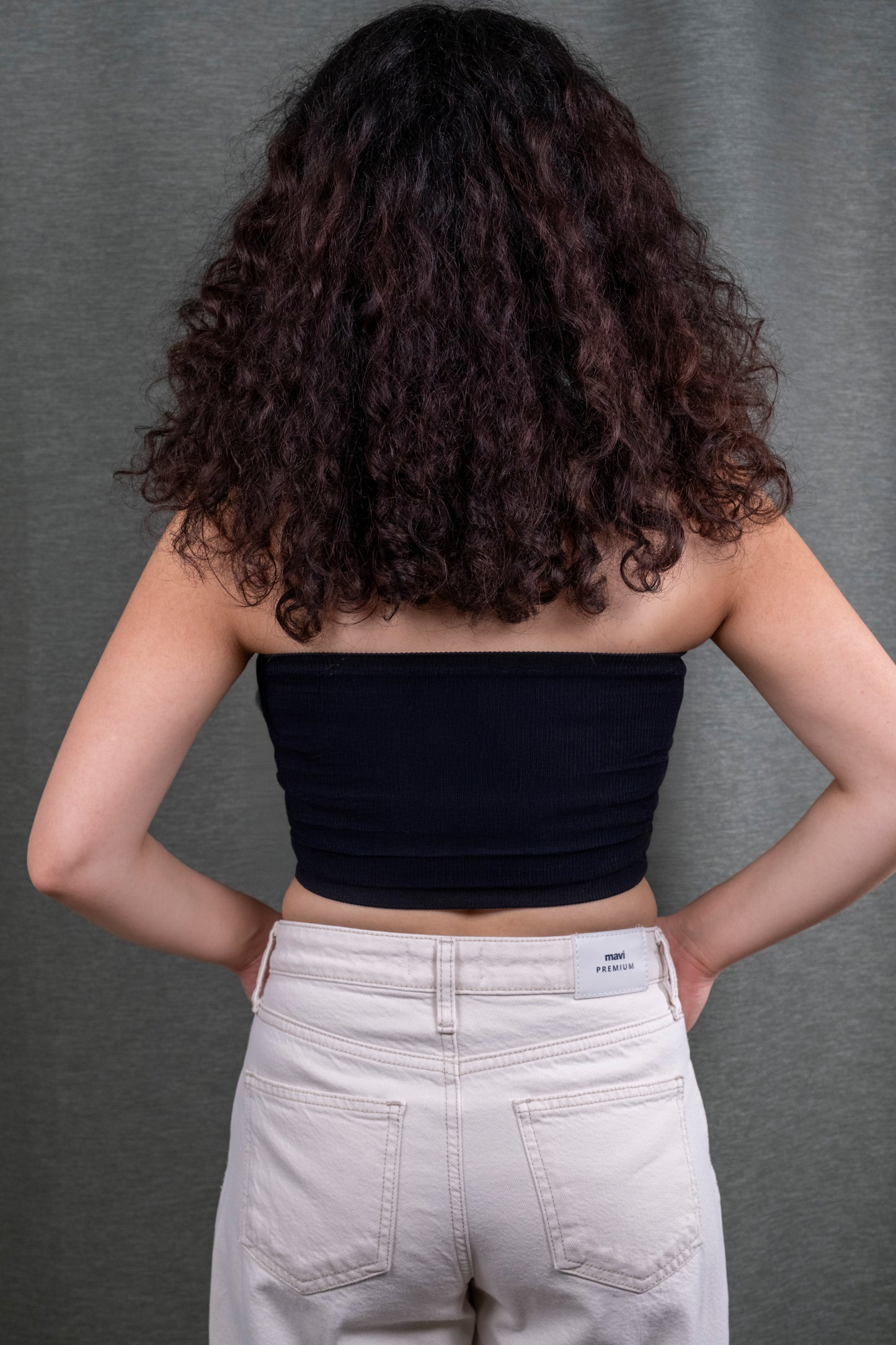 Siyah Basic Straplez Crop
