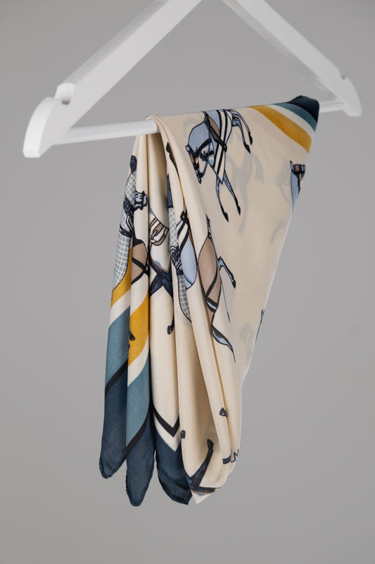 At Figürlü Desenli Fular